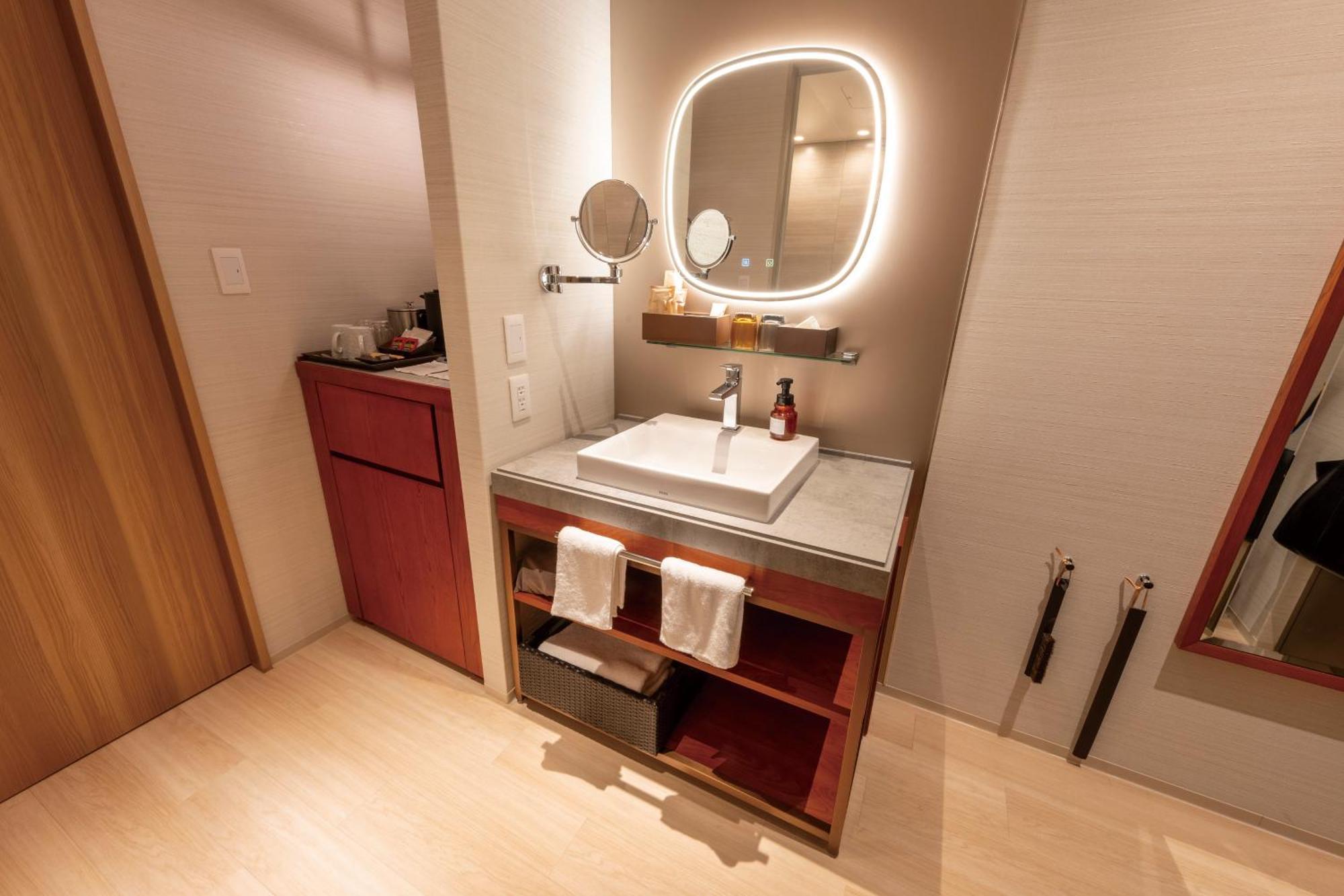 Hotel Springs Makuhari Premier Chiba Eksteriør billede