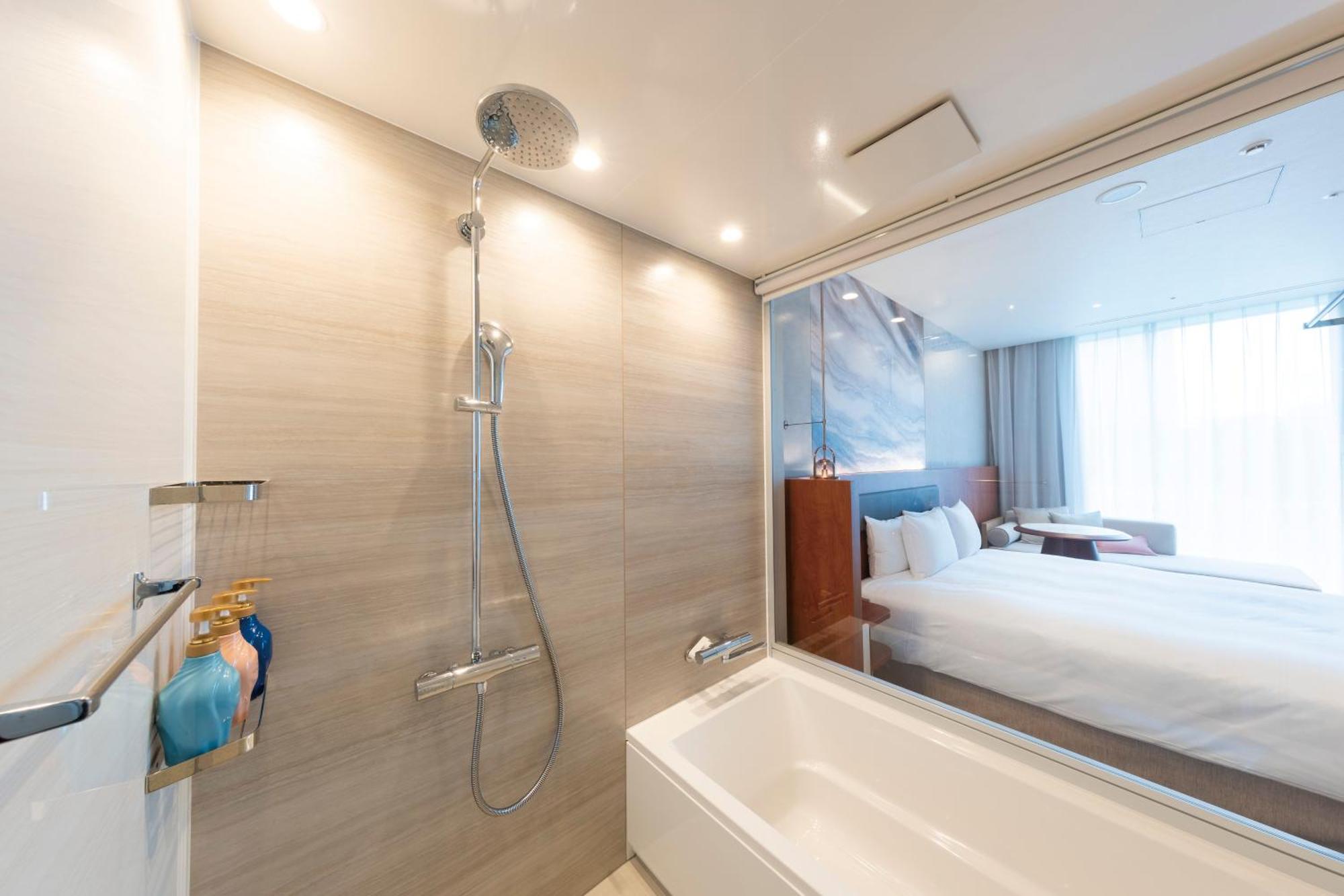 Hotel Springs Makuhari Premier Chiba Eksteriør billede